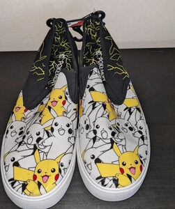 POKÉMON‎ Ground Up Canvas Shoes Unisex Adult Size 11.5 Yell/White/Blk NEW